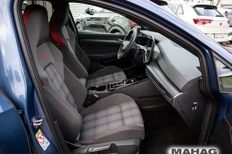 Volkswagen Golf din 2025 cu 17.000 km - oferta VOL223323 - foto 9