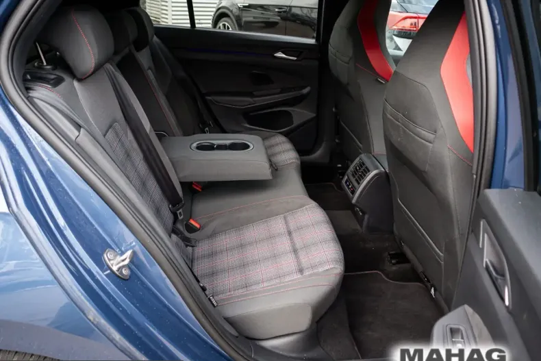Volkswagen Golf din 2025 cu 17.000 km - oferta VOL223323 - foto 11