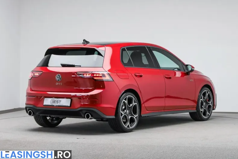 Volkswagen Golf din 2025 cu 32.900 km - oferta VOL223328 - foto 2