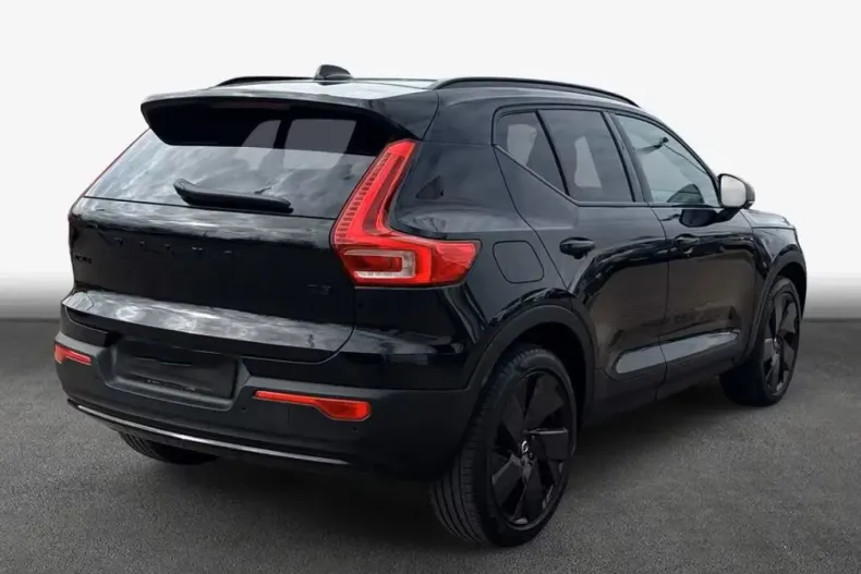 Volvo XC40 din 2025 cu 18.365 km - oferta VOL223331 - foto 4