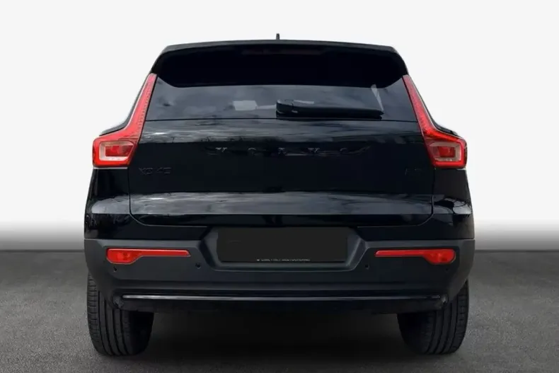 Volvo XC40 din 2025 cu 18.365 km - oferta VOL223331 - foto 5