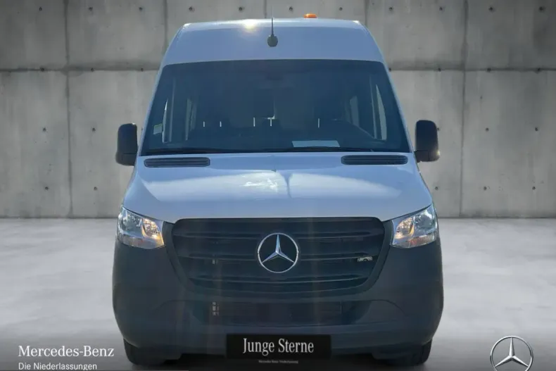 Mercedes-Benz Sprinter din 2023 cu 33.483 km - oferta MER223332 - foto 2