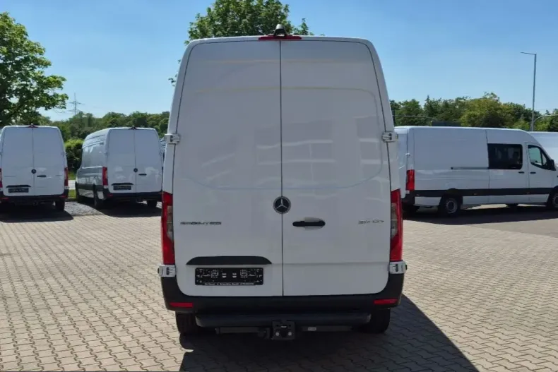 Mercedes-Benz Sprinter din 2024 cu 49.665 km - oferta MER223333 - foto 9