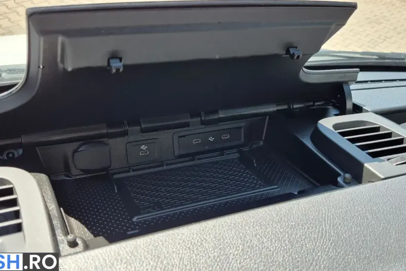Mercedes-Benz Sprinter din 2024 cu 49.665 km - oferta MER223333 - foto 28