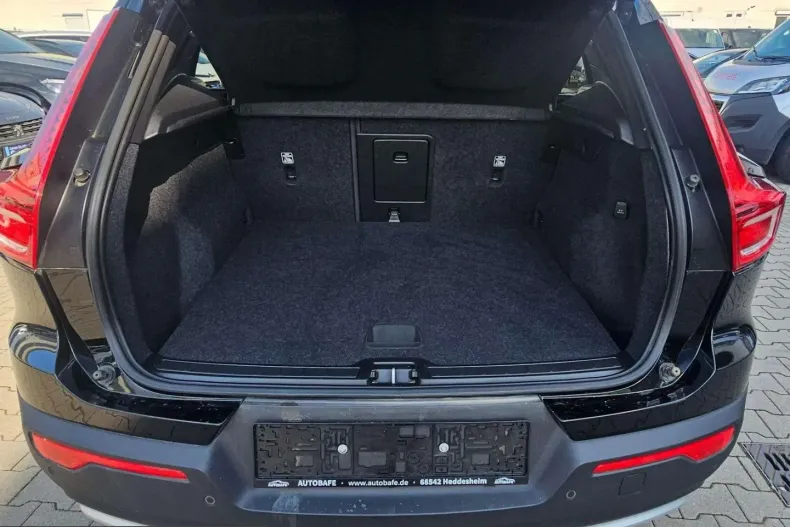 Volvo XC40 din 2023 cu 81.350 km - oferta VOL223334 - foto 14