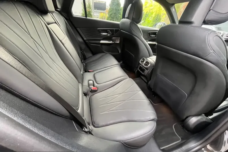 Mercedes-Benz GLC 300 (Clasa GLC) din 2023 cu 75.000 km - oferta MER223347 - foto 10