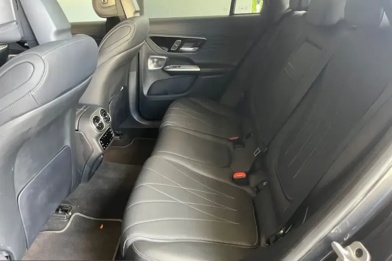 Mercedes-Benz GLC 300 (Clasa GLC) din 2023 cu 75.000 km - oferta MER223347 - foto 23