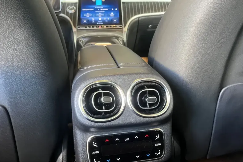 Mercedes-Benz GLC 300 (Clasa GLC) din 2023 cu 75.000 km - oferta MER223347 - foto 24