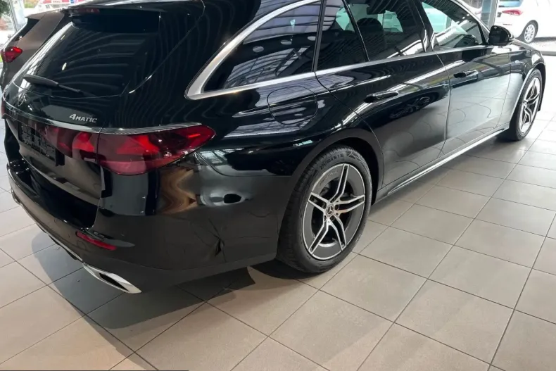 Mercedes-Benz E 300 (Clasa E) din 2025 cu 14.400 km - oferta MER223349 - foto 3