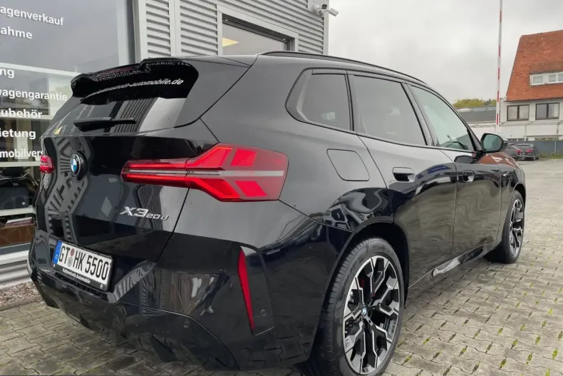 BMW X3 (Seria X) din 2025 cu 9.900 km - oferta BMW223350 - foto 2