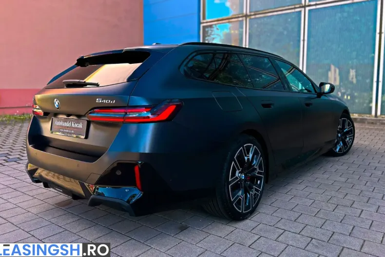 BMW 540 (Seria 5) din 2025 cu 21.295 km - oferta BMW223352 - foto 3