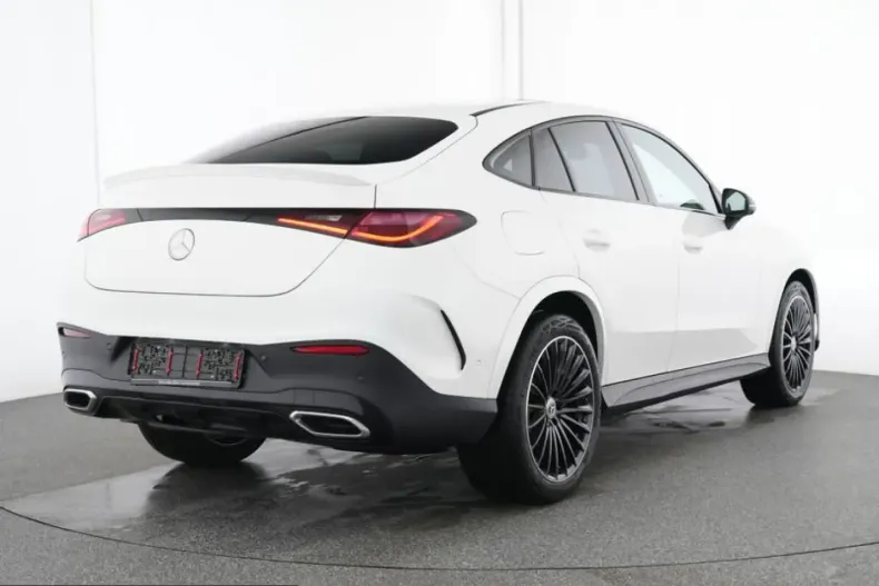 Mercedes-Benz GLC 300 (Clasa GLC) din 2025 cu 27.046 km - oferta MER223359 - foto 2