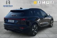 Audi Q6 e-tron din 2025 cu 8.900 km - oferta AUD223369 - foto 4