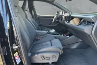 Audi Q6 e-tron din 2025 cu 8.900 km - oferta AUD223369 - foto 8