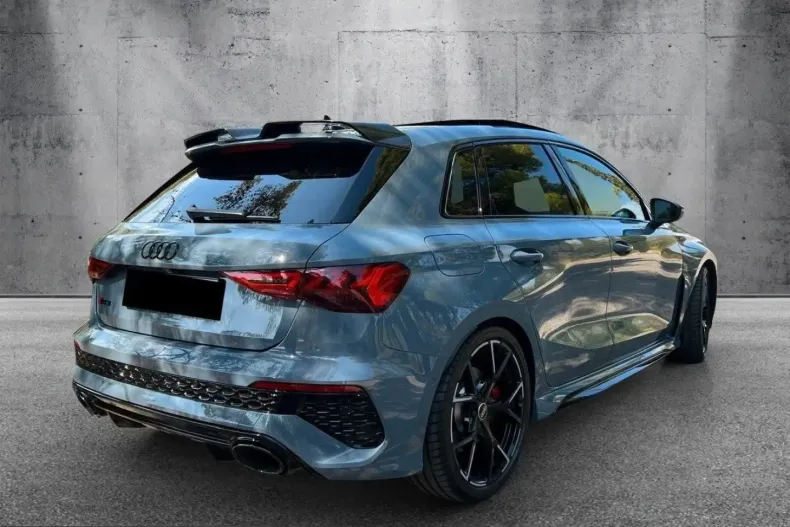 Audi RS3 din 2023 cu 8.000 km - oferta AUD223370 - foto 3