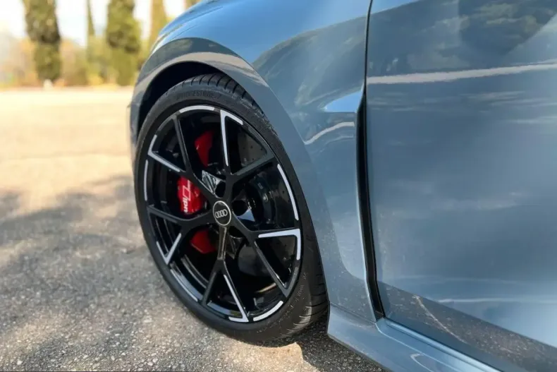 Audi RS3 din 2023 cu 8.000 km - oferta AUD223370 - foto 6