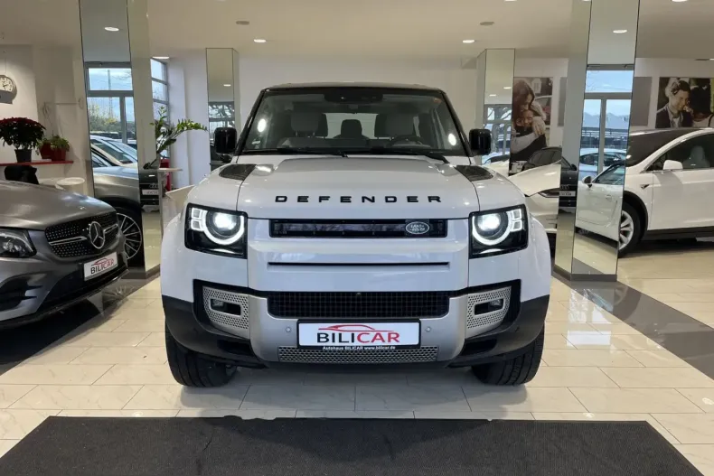 Land Rover Defender din 2021 cu 21.500 km - oferta LAN223373 - foto 1