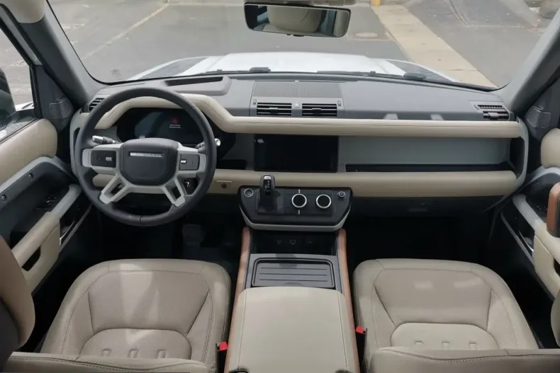 Land Rover Defender din 2021 cu 21.500 km - oferta LAN223373 - foto 16