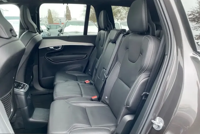 Volvo XC90 din 2024 cu 24.200 km - oferta VOL223376 - foto 10