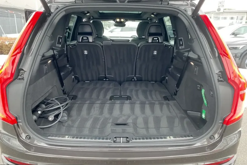 Volvo XC90 din 2024 cu 24.200 km - oferta VOL223376 - foto 24