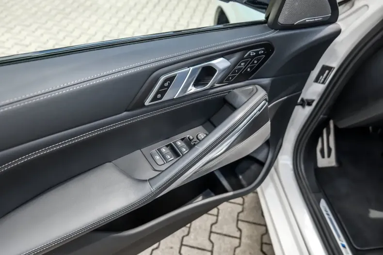 BMW X6 (Seria X) din 2023 cu 59.800 km - oferta BMW223377 - foto 15