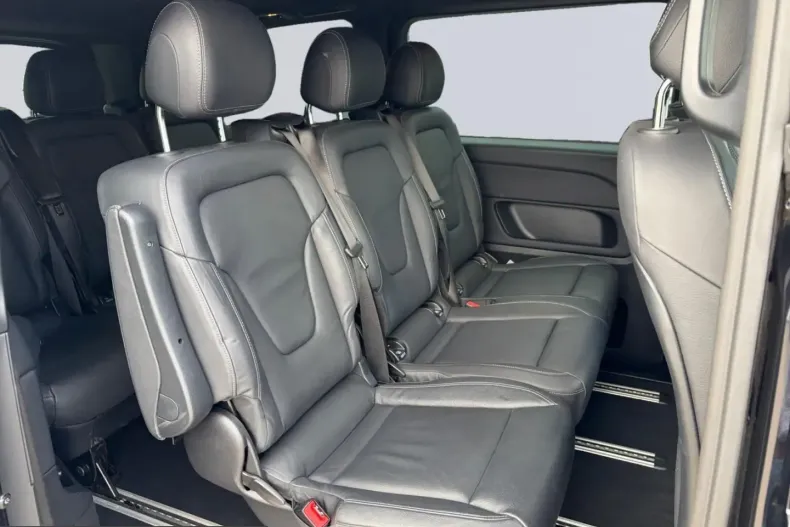 Mercedes-Benz V 300 (Clasa V) din 2023 cu 54.011 km - oferta MER223382 - foto 12