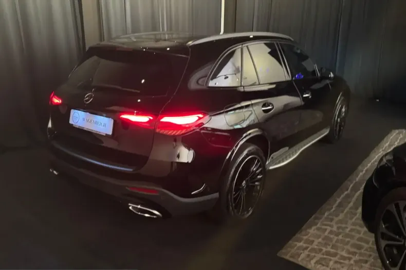 Mercedes-Benz GLC 400 (Clasa GLC) din 2023 cu 64.700 km - oferta MER223383 - foto 7