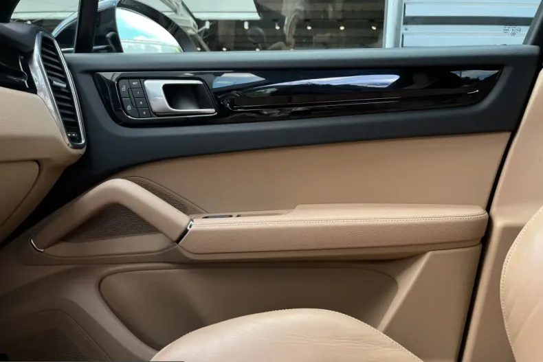 Porsche Cayenne din 2021 cu 99.999 km - oferta POR223388 - foto 21