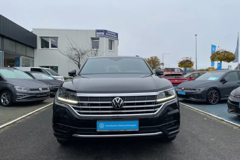 Volkswagen Touareg din 2023 cu 50.006 km - oferta VOL223390 - foto 4