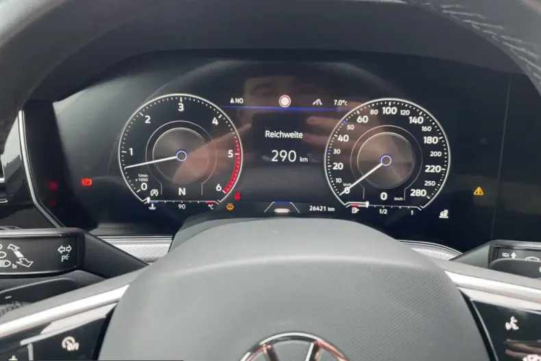 Volkswagen Touareg din 2023 cu 50.006 km - oferta VOL223390 - foto 14