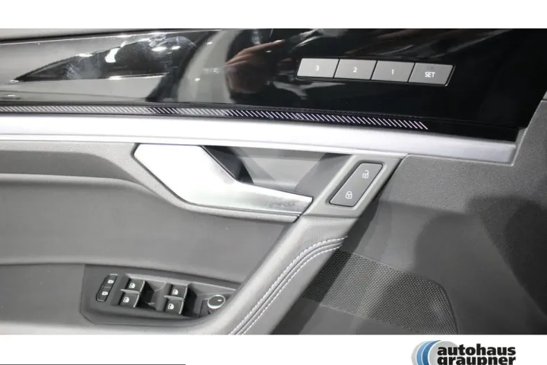 Volkswagen Touareg din 2024 cu 29.500 km - oferta VOL223395 - foto 12