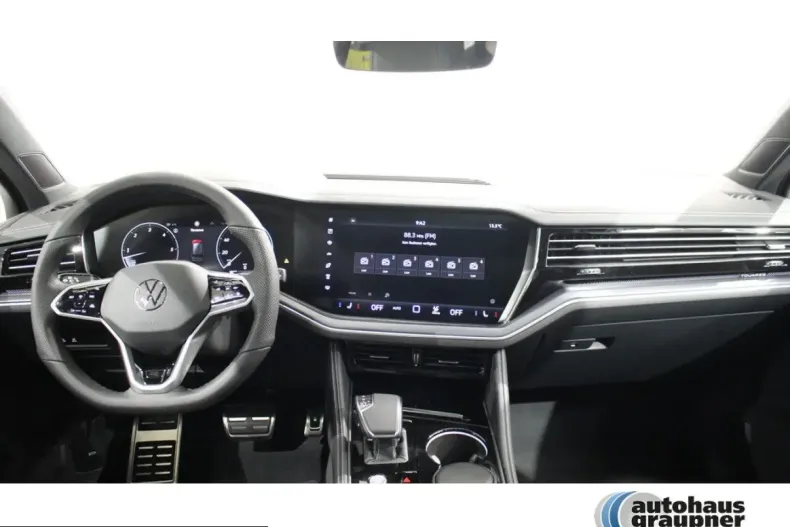 Volkswagen Touareg din 2024 cu 29.500 km - oferta VOL223395 - foto 16