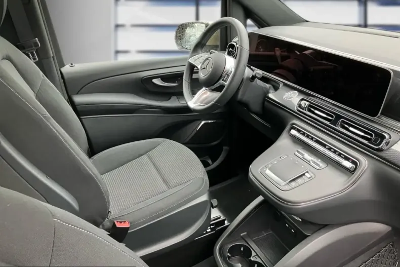 Mercedes-Benz V 250 (Clasa V) din 2025 cu 9.900 km - oferta MER223398 - foto 10