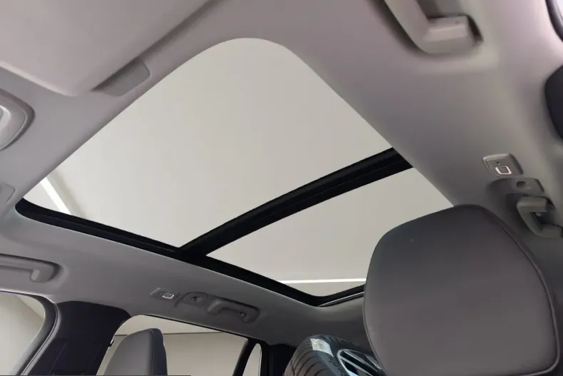 Volvo XC90 din 2025 cu 18.380 km - oferta VOL223399 - foto 14