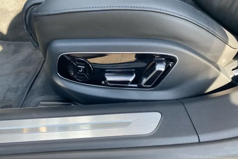 Audi A8 din 2023 cu 51.433 km - oferta AUD223419 - foto 19