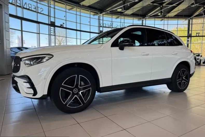 Mercedes-Benz GLC 300 (Clasa GLC) din 2024 cu 34.600 km - oferta MER223420 - foto 3