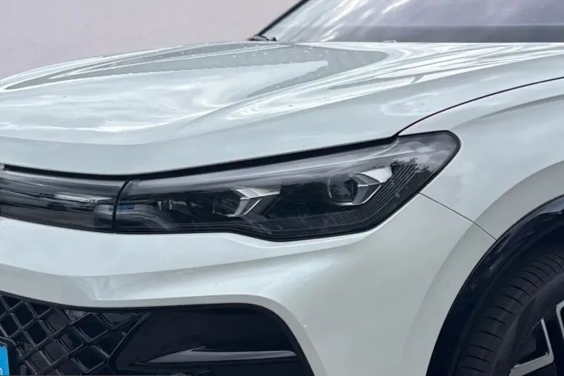 Volkswagen Tiguan din 2025 cu 3.593 km - oferta VOL223426 - foto 6