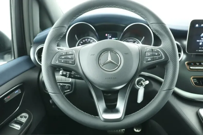 Mercedes-Benz EQV din 2023 cu 53.000 km - oferta MER223428 - foto 11