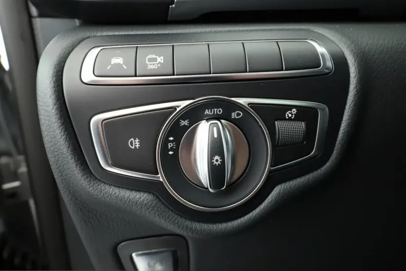 Mercedes-Benz EQV din 2023 cu 53.000 km - oferta MER223428 - foto 28