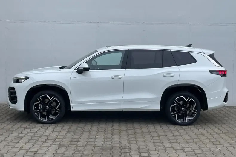 Volkswagen Tayron din 2025 cu 7.411 km - oferta VOL223435 - foto 3