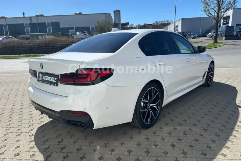 BMW M550 (Seria 5) din 2023 cu 63.027 km - oferta BMW223438 - foto 5