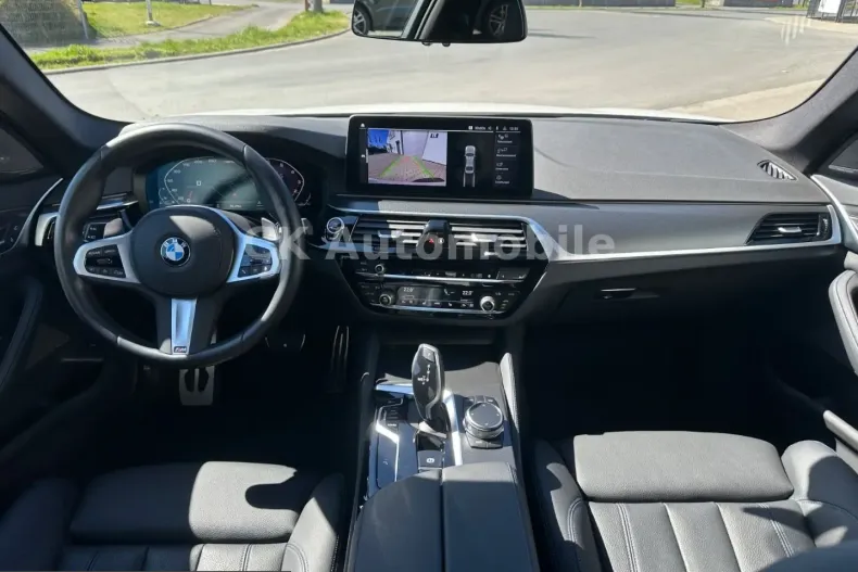 BMW M550 (Seria 5) din 2023 cu 63.027 km - oferta BMW223438 - foto 9