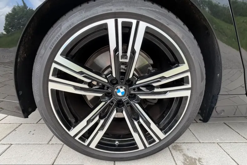 BMW 740 (Seria 7) din 2024 cu 25.215 km - oferta BMW223440 - foto 6