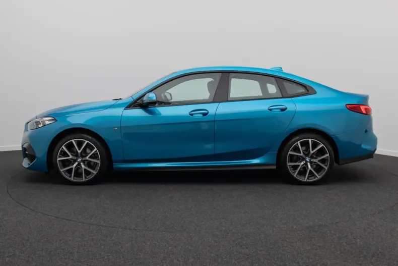 BMW 220i (Seria 2) din 2023 cu 21.157 km - oferta BMW223443 - foto 10