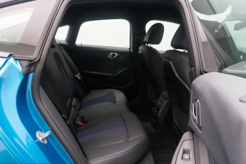 BMW 220i (Seria 2) din 2023 cu 21.157 km - oferta BMW223443 - foto 25