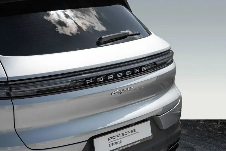 Porsche Cayenne din 2024 cu 18.300 km - oferta POR223448 - foto 12
