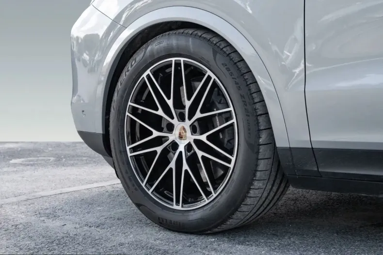 Porsche Cayenne din 2024 cu 18.300 km - oferta POR223448 - foto 14