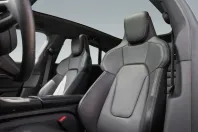 Porsche Taycan din 2025 cu 22.700 km - oferta POR223450 - foto 5