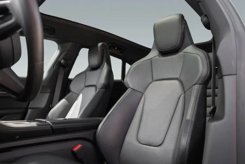 Porsche Taycan din 2025 cu 22.700 km - oferta POR223450 - foto 5