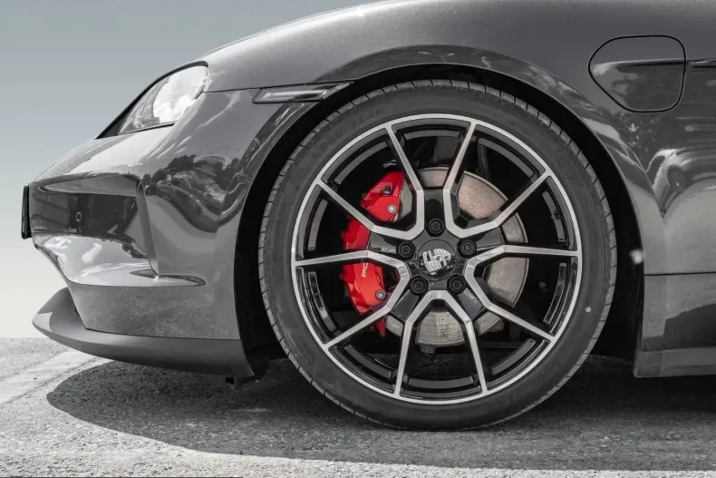 Porsche Taycan din 2025 cu 22.700 km - oferta POR223450 - foto 6